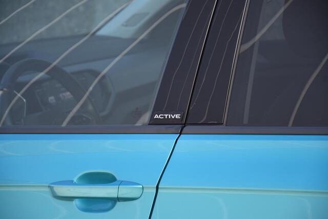 Volkswagen T-Cross 1.0 TSI Life Business | Automaat | Parkeersensoren | Achteruitrijcamera |