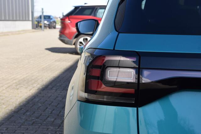 Volkswagen T-Cross 1.0 TSI Life Business | Automaat | Parkeersensoren | Achteruitrijcamera |