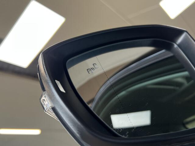 Volkswagen T-Cross 1.0 TSI Styl R-Line | Navi | ACC | Dode hoek| 17' | Carplay | PDC V+A | Stoelverwarming |