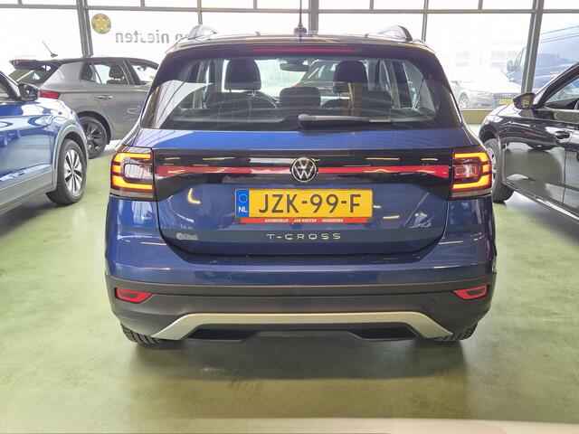 Volkswagen T-Cross 1.0 TSI Life -110pk- Automaat | Trekhaak | Parkeersensoren | Stoelverwarming | Rijklaarprijs incl. 1 jaar Bovag garantie