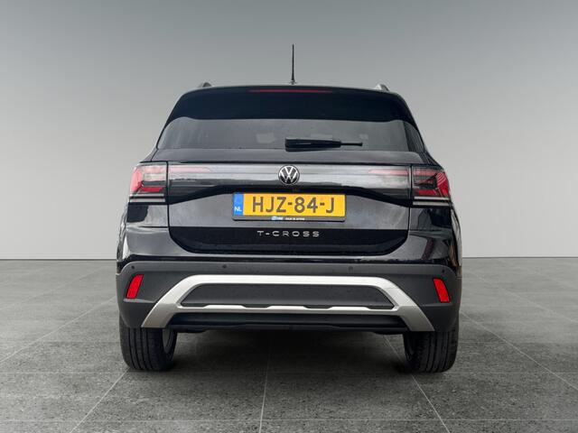 Volkswagen T-Cross 1.0 95pk TSI Life Edition Achteruitrijcamera | Verwarmbare voorstoelen | Parkeersensoren voor en achter