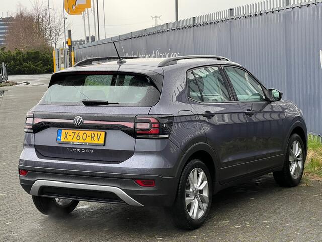 Volkswagen T-Cross 1.0 TSI 110pk Life DSG / Navigatie / Parkeersensoren
