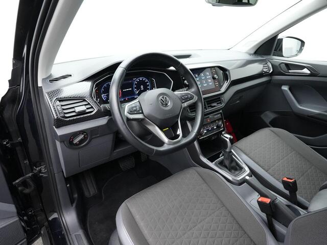Volkswagen T-Cross 1.5 TSI 150 pk DSG Style Business R / R-Line | Trekhaak | Stoelverwarming | Adaptive Cruise | Achteruitrijcamera