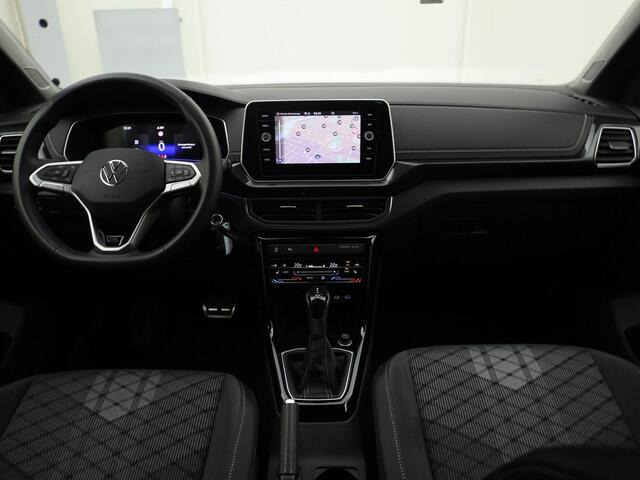 Volkswagen T-Cross 1.5TSI/150PK R-Line DSG · Navigatie · Trekhaak · Apple/Android Car Play · Stoelverwarming · Clima · Garantie t/m 11-04-2027