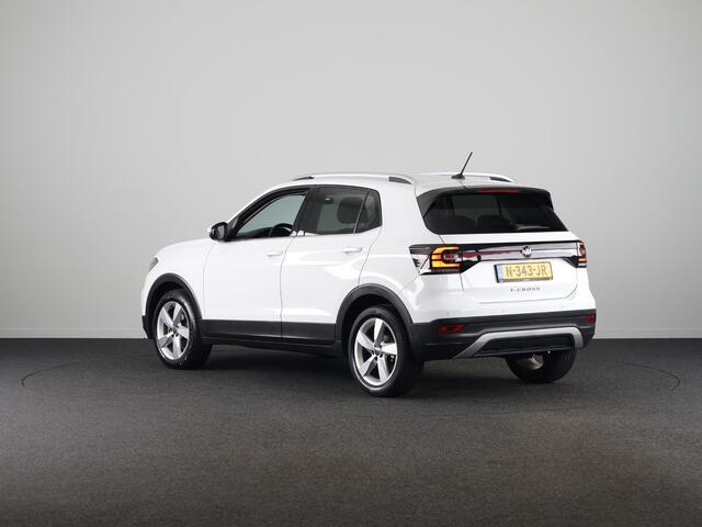 Volkswagen T-Cross 1.0 TSI Style 110 pk Automaat (DSG) | Navigatie | Parkeersensoren | Adaptieve cruise control | Apple Carplay/Android Auto | Voll. digitaal instrumentenpaneel |
