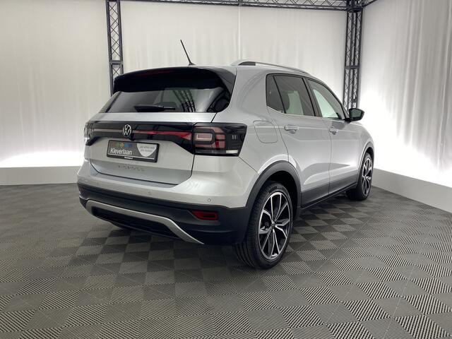 Volkswagen T-Cross 1.0 TSI Style | Virtual cockpit | 18 inch | Sportstoelen | Stoelverwarming | Camera