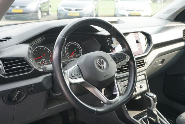 Volkswagen T-Cross 1.0 TSI R-Line | AUTOMAAT | TREKHAAK | CAMERA |