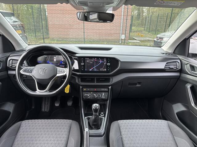 Volkswagen T-Cross 1.0 TSI 110PK LIFE CARPLAY/PDC/NAVIGATIE