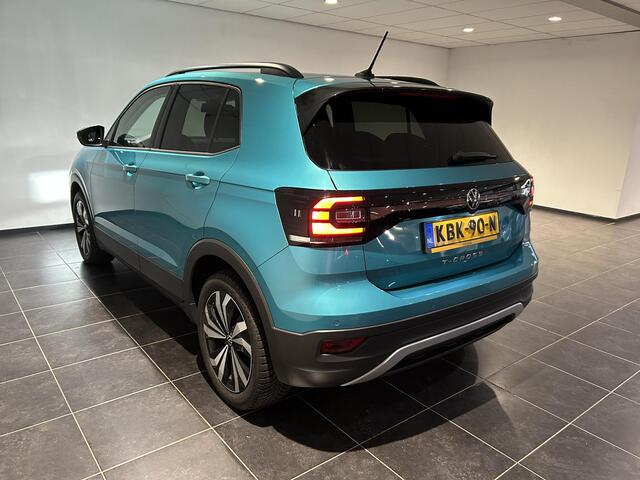 Volkswagen T-Cross 1.0 TSI Style | Apple Carplay/Android Auto | Stoelverwarming | Achteruitrijcamera |