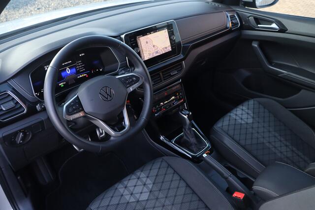 Volkswagen T-Cross 1.5 TSI R-Line | Trekhaak | Camera | ACC | Fabrieksgarantie |