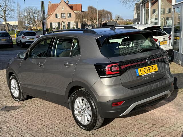 Volkswagen T-Cross 1.0 TSI Life | AUTOMAAT | NAVI | CAMERA | CRUISE | CARPLAY |
