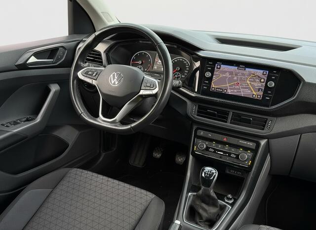 Volkswagen T-Cross TSI 95PK LIFE EDITION CARPLAY/NAVI/STOELVERW.