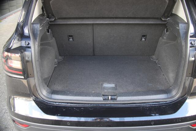 Volkswagen T-Cross 1.0 TSI Life | Org. NL | Trekhaak | Carplay | PDC |