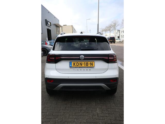 Volkswagen T-Cross 1.0 TSI side assist | front assist |