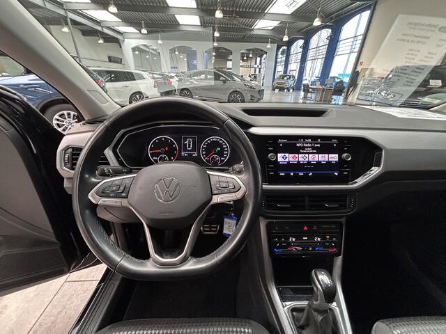 Volkswagen T-Cross 1.0 TSI 110 pk Active | Trekhaak | Camera | Stoelverw. | Navi | Adapt. cruise | 4 seiz. banden