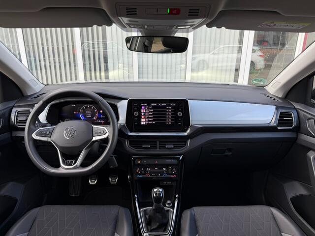 Volkswagen T-Cross 1.0 TSI Life Edition I Carplay I Camera I LED I Stoelverwarming I Clima
