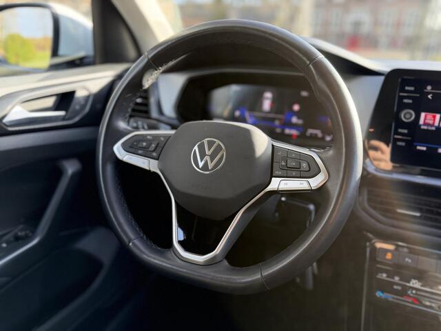 Volkswagen T-Cross 1.0 TSI Life Edition | Clima | Adaptive Cruise Virtual Dashboard |