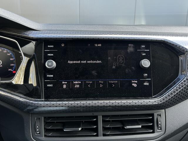 Volkswagen T-Cross 1.0 TSI R LINE 1e EIGENAAR ADAPT CRUISE TREKHAAK CAMERA LED NAVI ECC HIGHLINE