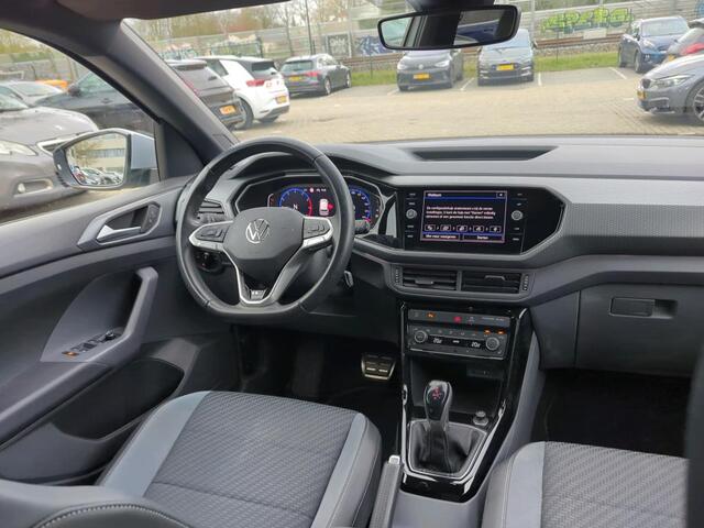 Volkswagen T-Cross 1.0 TSI Style Business R-Line DSG Automaat R-Line in en exterieur / Navigatie / Camera / 18"LM Velgen / Extra get. Glas