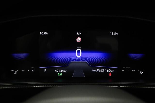 Volkswagen T-Cross 1.0 TSI Life Edition | COMFORT PACK | CLIMA | STOELVERWARMING | NAVIGATIE | CAMERA