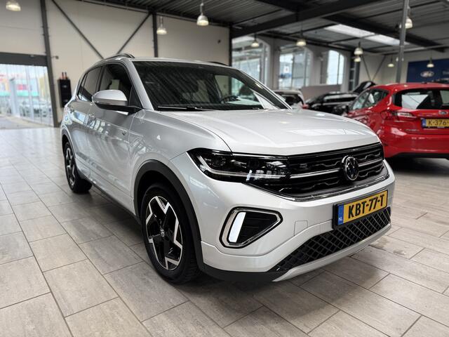 Volkswagen T-Cross 1.5 TSI 150 pk R-Line Edition | Trekhaak | Camera | IQ-LED | Adapt. cruise | Stoelverw. | 4 seiz. banden |