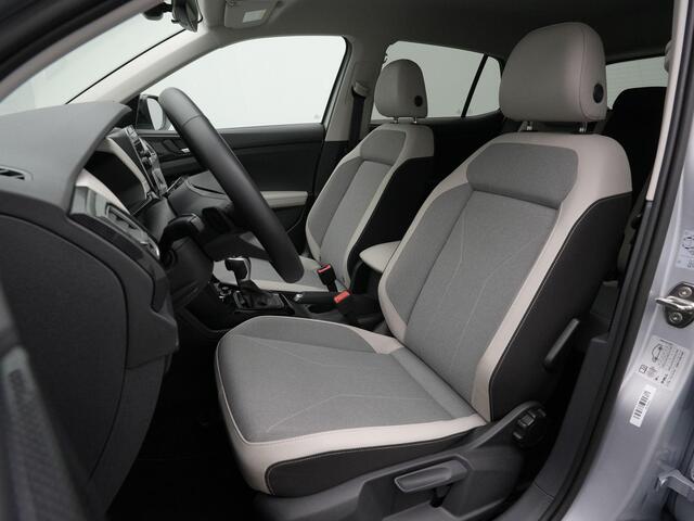 Volkswagen T-Cross 1.0 TSI 115 pk DSG Style | IQ Light | Achteruitrijcamera | Stoelverwarming | Adaptive Cruise | Navigatie
