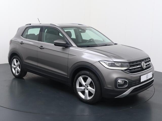 Volkswagen T-Cross 1.0 TSI Style | 116 PK | Automaat | Achteruitrijcamera | Navigatiesysteem | Stoelverwarming |