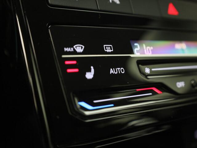 Volkswagen T-Cross 1.0TSI/110PK DSG Style R · R-line exterieur · Navigatie · Apple/Android Car Play · Stoelverwarming · Clima · Parkeersensoren ·