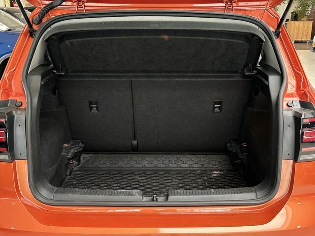 Volkswagen T-Cross 1.0 TSI Style Bines [ TREKHAAK I CARPLAY I CAMERA I CLIMA ]
