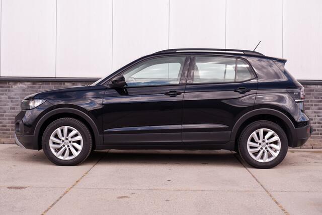 Volkswagen T-Cross 1.0 TSI Life | Trekhaak | Carplay | Camera | Adap. Cruise | PDC | Blind-Spot