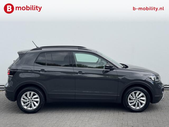 Volkswagen T-Cross 1.0 TSI Style Business Automaat Trekhaak | Achteruitrijcamera | Stoelverwarming | DAB Audio