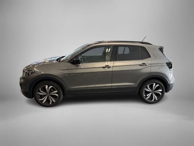 Volkswagen T-Cross 1.0 TSI 95pk Life · Apple/Android Car Play · Trekhaak afneembaar · Camera · Alarm · Navigatie · Stoelverwarming · 17'' Inch · Clima ·