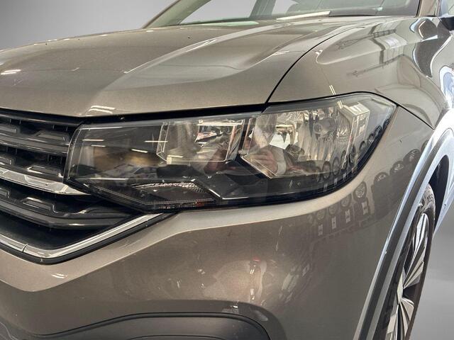 Volkswagen T-Cross 1.0 TSI 95pk Life · Apple/Android Car Play · Trekhaak afneembaar · Camera · Alarm · Navigatie · Stoelverwarming · 17'' Inch · Clima ·
