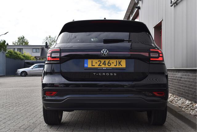 Volkswagen T-Cross 1.0 TSI R-Line Adaptive cruise, Carplay, PDC, Climatronic, DAB, Origineel NL