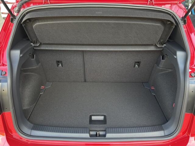 Volkswagen T-Cross 1.5 TSI R-LINE BLACK STYLE AFN.TREKHAAK/CAMERA/IQ-LIGHT/ACC/STOELVERW/CARPLAY