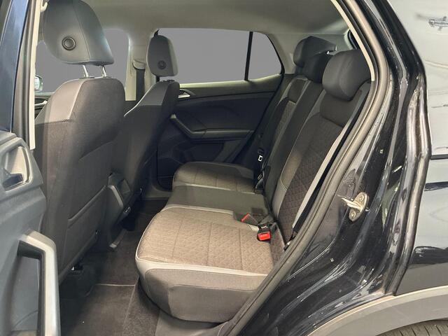 Volkswagen T-Cross 1.0 TSI 110pk DSG Style · Camera · Keyless · Dodehoeksensor · Apple/Android Car Play · Stoelverwarming · 17"Velgen ·
