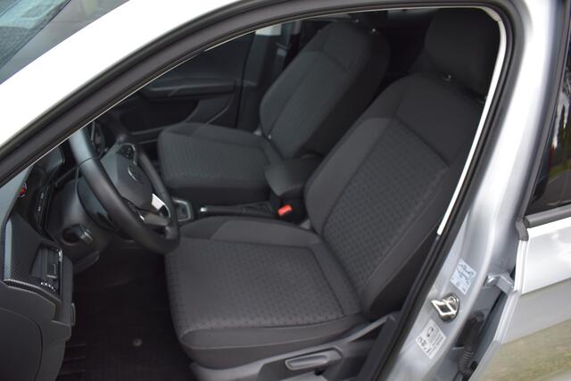 Volkswagen T-Cross 1.0 TSI Life Navigatie Stoelverwarming Carplay Automaat