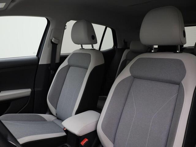 Volkswagen T-Cross 1.0 TSI 116pk DSG Style · Navigatie · Apple/Android Car Play · Stoelverwarming · Garantie t/m 31-01-2027