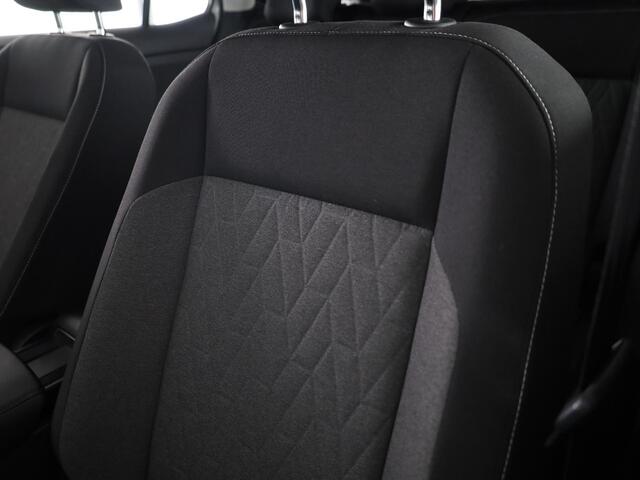 Volkswagen T-Cross 1.0 TSI Life Edition 95PK | Verlengde garantie | Navigatie | Stoelverwarming | Camera | Parkeersensoren voor en achter |