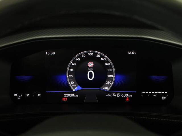 Volkswagen T-Cross 1.0 TSI Life Edition 95PK | Verlengde garantie | Navigatie | Stoelverwarming | Camera | Parkeersensoren voor en achter |