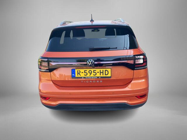Volkswagen T-Cross 1.0 TSI 110pk DSG R-Line · Camera · Apple/Android Car Play · Navigatie · Keyless · Stoelverwarming · 18'' Inch ·