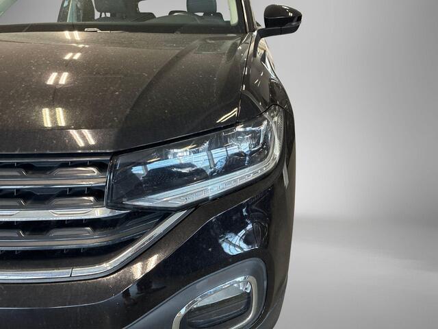 Volkswagen T-Cross 1.0 TSI 110pk DSG Style · Apple/Android Car Play · Camera · Virtual Cockpit · P-Sensoren · 17'' Inch ·