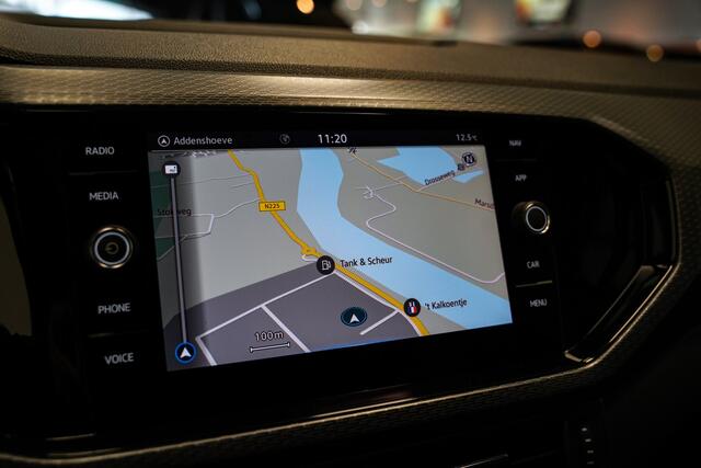 Volkswagen T-Cross 1.0 TSI R-Line|Camera|Carplay|Virtual display|Stoelverwarming