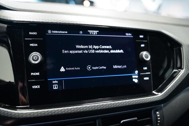 Volkswagen T-Cross 1.0 TSI R-Line|Camera|Carplay|Virtual display|Stoelverwarming