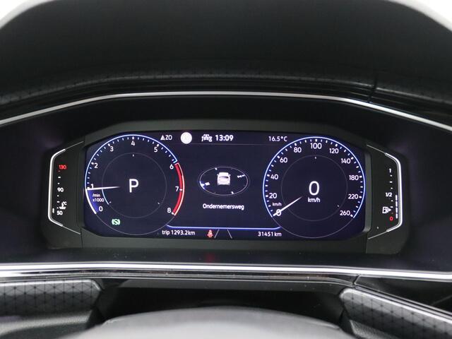 Volkswagen T-Cross 1.0 TSI Style 110PK DSG Trekhaak, Achteruitrijcamera, Side Assist, 17" LM Velgen, Virtual Cockpit, Stoelverwarming, Keyless