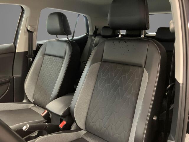 Volkswagen T-Cross 1.0TSI/95PK Goal · Navigatie · Stoelverwarming · LED · Apple/Android Car Play · Garantie t/m 25-04-2027
