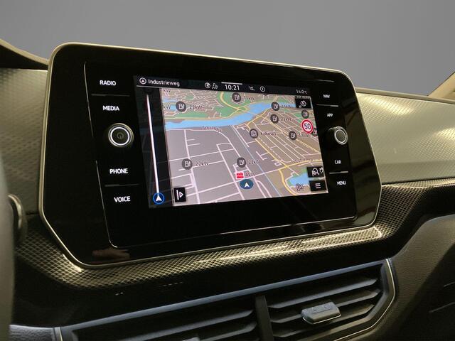 Volkswagen T-Cross 1.0TSI/95PK Goal · Navigatie · Stoelverwarming · LED · Apple/Android Car Play · Garantie t/m 25-04-2027