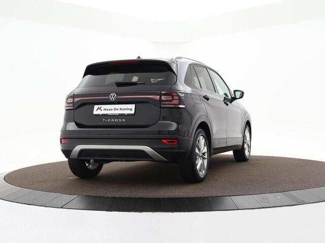 Volkswagen T-Cross 1.0 TSI 110pk DSG Style · Apple/Android Car Play · Camera · Virtual Cockpit · P-Sensoren · 17'' Inch ·