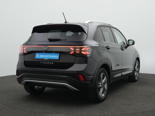 Volkswagen T-Cross 1.0 TSI 115 pk DSG R-Line | IQ Light | Achteruitrijcamera | Adaptive Cruise | Navigatie | Stuur-/stoelverwarming