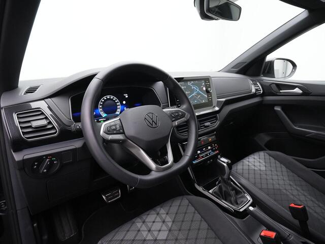 Volkswagen T-Cross 1.5 TSI 150 pk DSG R-Line | Trekhaak | IQ Light | Achteruitrijcamera | Adaptive Cruise | Stoelverwarming